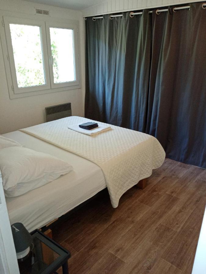 Chalet Agreable, A Proximite Du Centre Historique, Golf Academy Villeneuve-lès-Avignon Eksteriør bilde